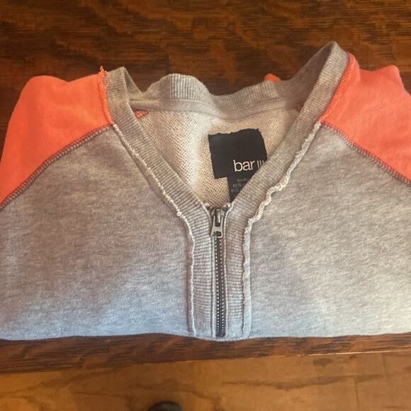 Barr 111 - sweatshirt, gray and peach, pockets in the front, elbow covers too ❤️ - Picture 8 of 8